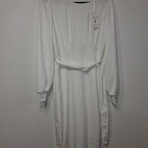 NWT'S Womens Elegant White Long Sleeve Dress Size 6